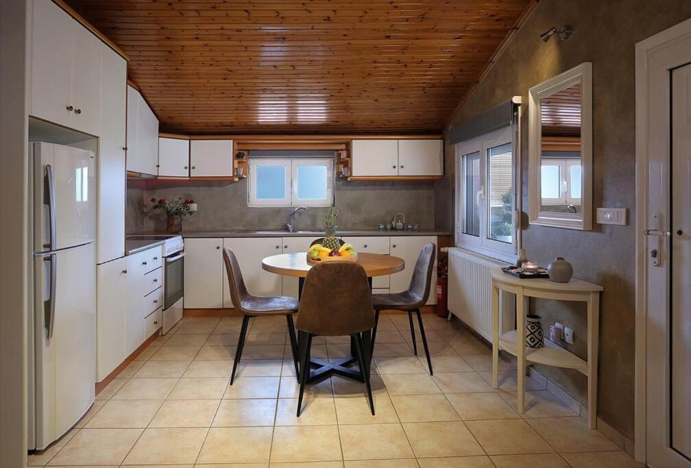 伊古迈尼察"Elegant & Quiet House"公寓 外观 照片